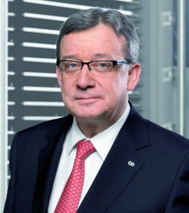 The Board of Directors of the Oerlikon Group has announced that the CEO, Dr. Michael Buscher, will leave the company and that it has appointed CFO Jürg ... - Oerlikon-JuergFedier-266x300